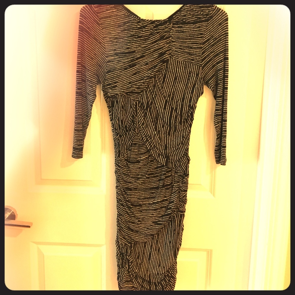 Black and white textured and fitted dress